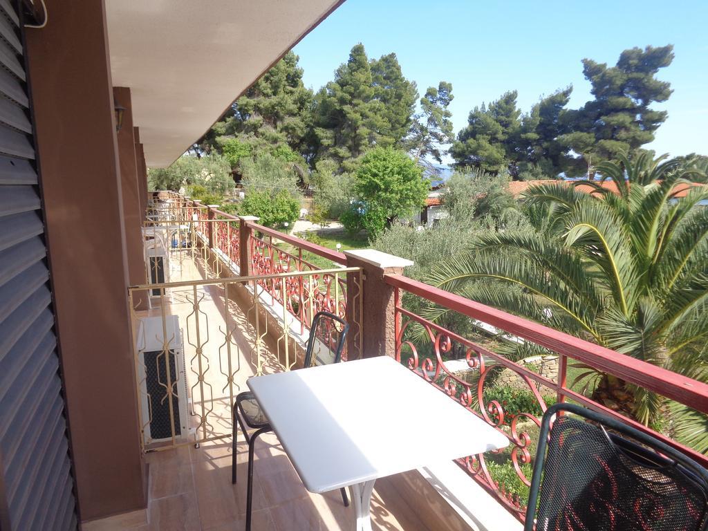Hotel Porto Matina Metamorfosi  Exterior foto